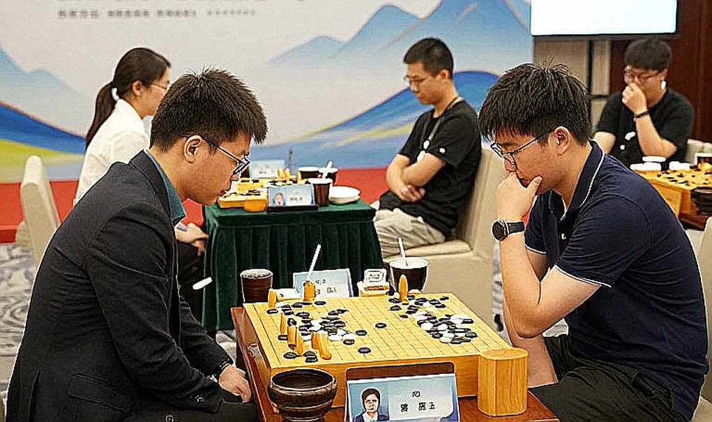 Olympiad cờ vua 2026: Ngọn đuốc về Samarkand và ba tuyên bố cần được kiểm lại