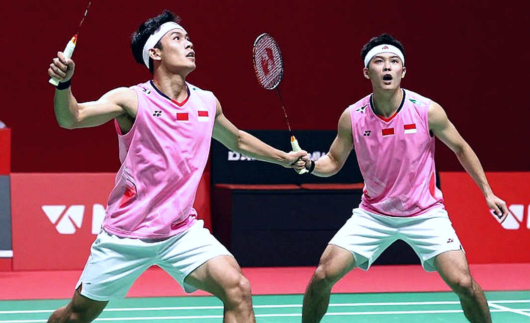 Alwi Farhan tập cùng Kento Momota ở Tokyo: tín hiệu thật nằm sau tiêu đề