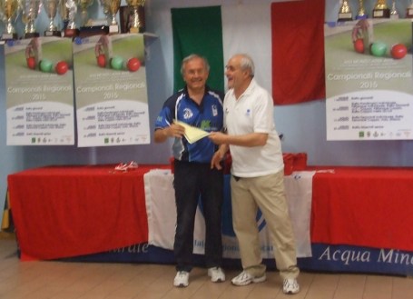 Stefano premiato da Giancarlo