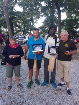 al-centro-la-coppia-vincitrice-del-trofeo